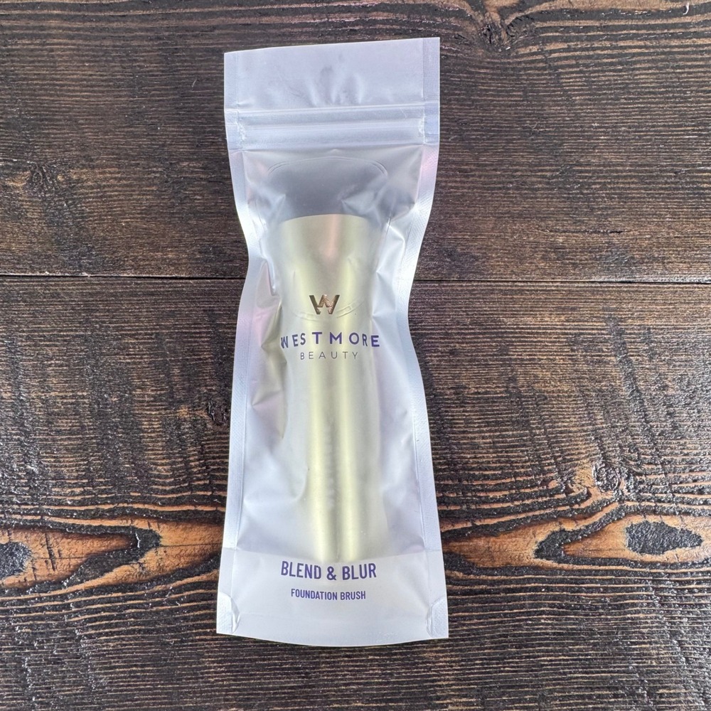 Westmore Beauty Foundation Brush Women OS Gold NWT Blend & Blur Makeup Tool